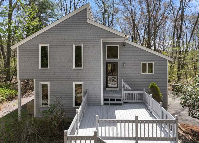 Property at 19 Pond View Cir, Sharon, MA 02067, 4 beds, 2.5 baths