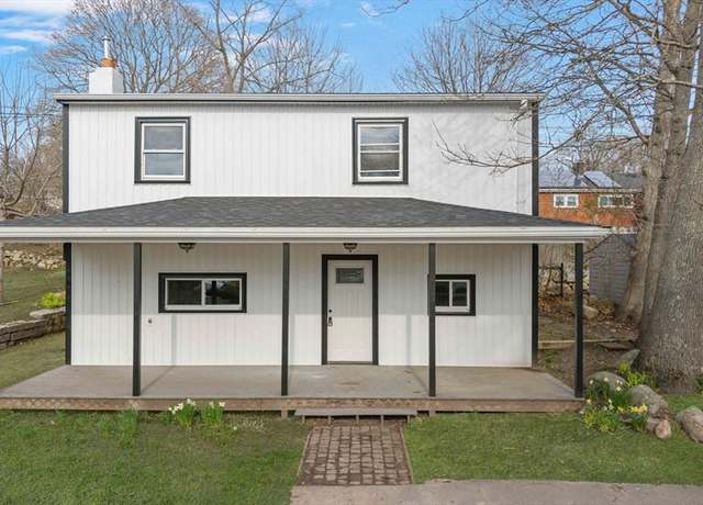 Property at 112 Worcester St, New Bedford, MA 02745, 4 beds, 1.5 baths