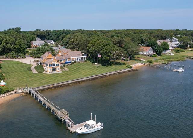 Property at 45 Seth Ln, Yarmouth, MA 02664, 5 beds, 5.5 baths