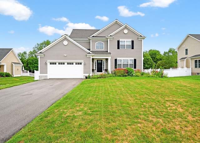Property at 41 High Hill Rd, Swansea, MA 02777, 3 beds, 2.5 baths