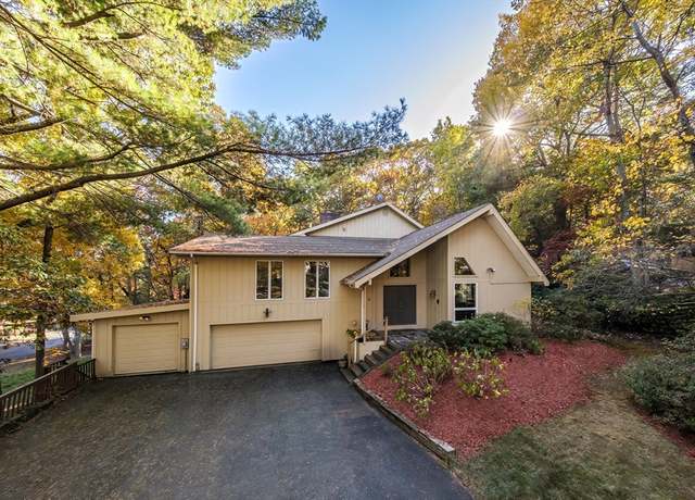 Property at 16 Bluejay Rd, Lynnfield, MA 01940, 4 beds, 3 baths