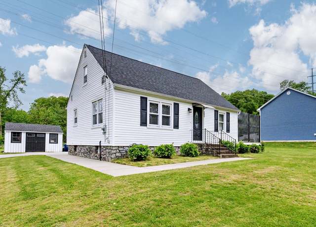 Property at 151 Labelle St, West Springfield, MA 01089, 3 beds, 1 bath