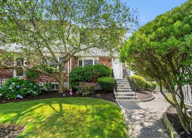 Property at 16 Eagan Pl #16, Peabody, MA 01960, 3 beds, 1.5 baths