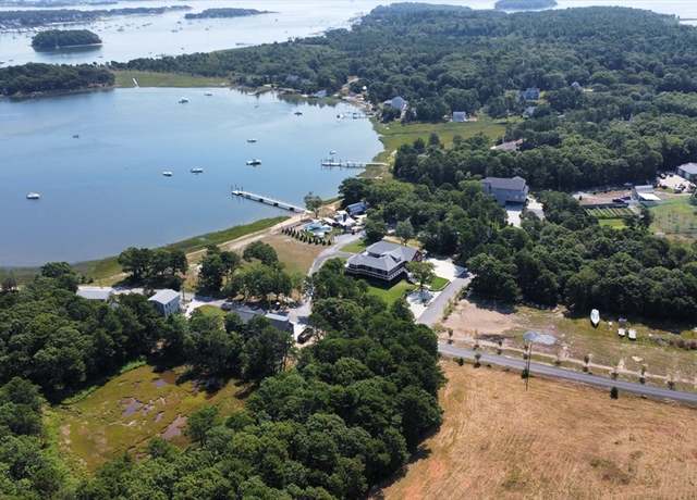 Property at 8 Over Jordan Rd, Wareham, MA 02571