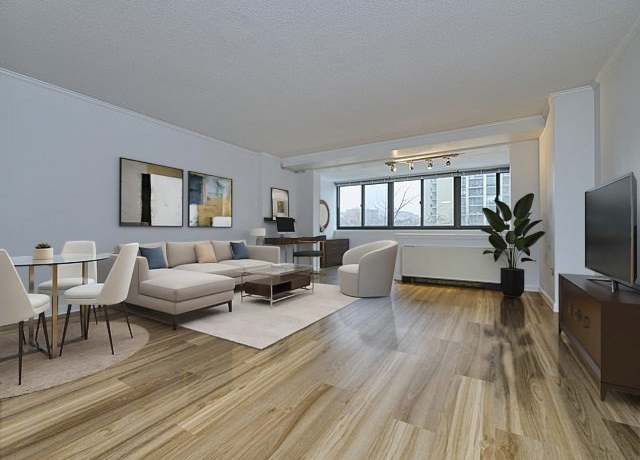 Property at 2 Hawthorne Pl Unit 6G, Boston, MA 02114, 1 bath