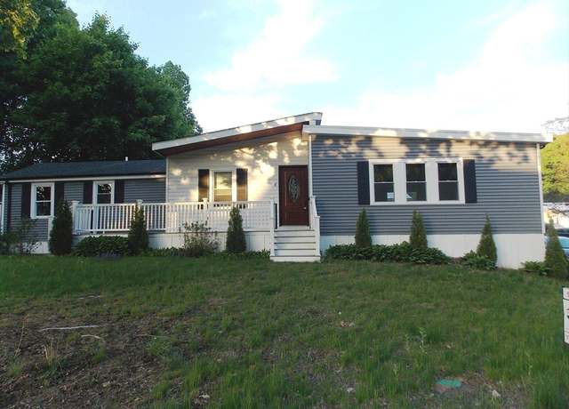 Property at 100 Phelps St #1, Marlborough, MA 01752, 2 beds, 1 bath
