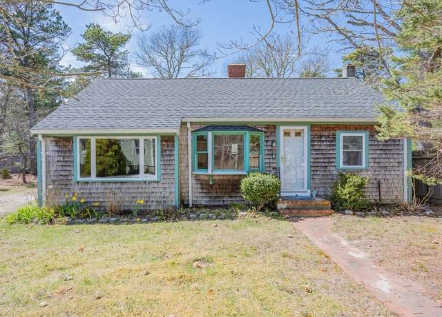 Property at 25 Charlotte Ave, Barnstable, MA 02635, 3 beds, 1.5 baths