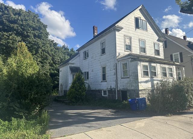 Property at 264 Liberty St, Quincy, MA 02169, 6 beds, 4 baths