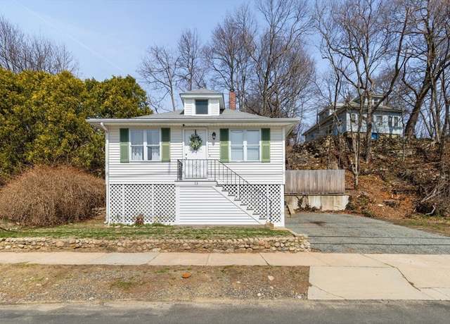 Property at 53 Bartholomew St, Peabody, MA 01960, 2 beds, 1 bath