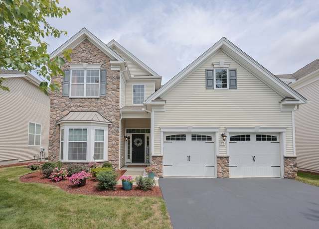 Property at 75 Sherwood Dr #152, Methuen, MA 01844, 3 beds, 3 baths