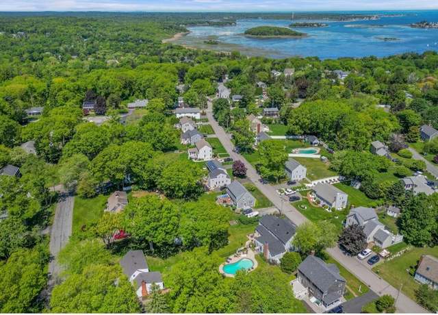 Property at 150 Boles Rd, Marshfield, MA 02050, 3 beds, 2.5 baths