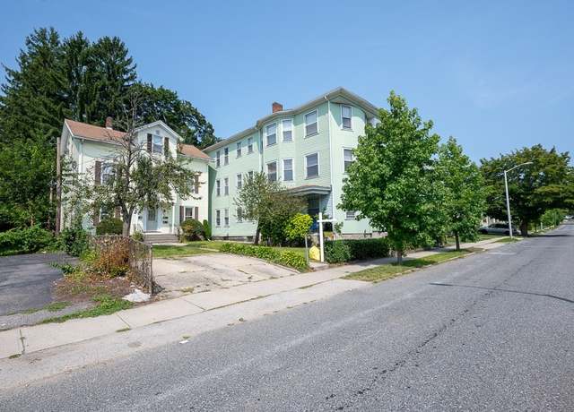 Property at 9-11 Dover St, Worcester, MA 01609, 18 beds, 6 baths