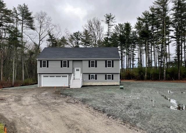 Property at 2 Peyton Ln, Wareham, MA 02576, 3 beds, 2.5 baths