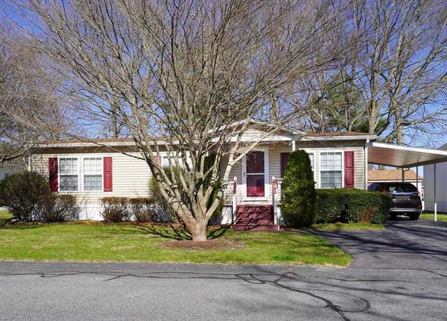 Property at 227 White Oak Ter #227, Taunton, MA 02780, 2 beds, 2 baths