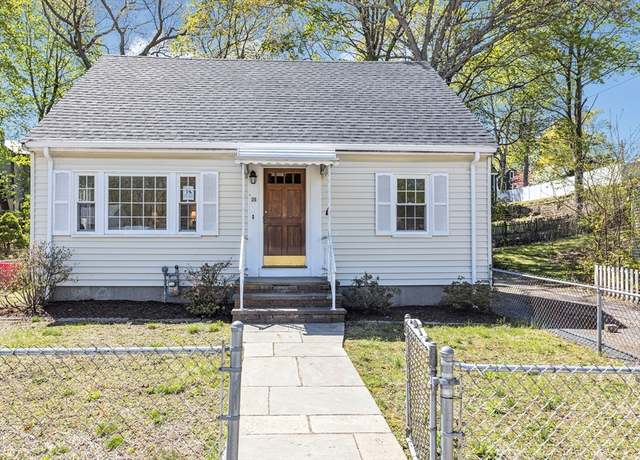 Property at 26 Arborfield Rd, Boston, MA 02131, 3 beds, 2 baths