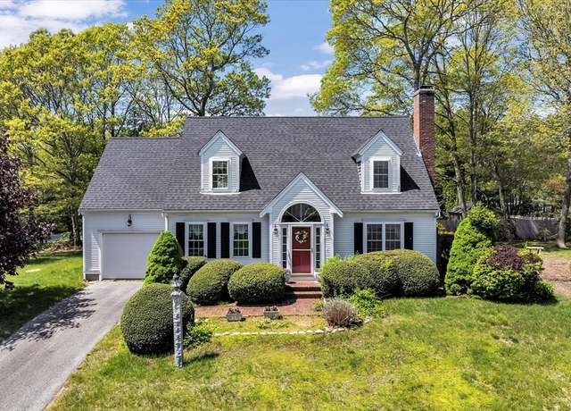 Property at 72 Rosemary Ln, Barnstable, MA 02632, 3 beds, 2 baths