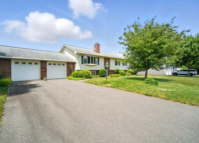 Property at 22 Woodland Rd, Springfield, MA 01129, 5 beds, 3 baths