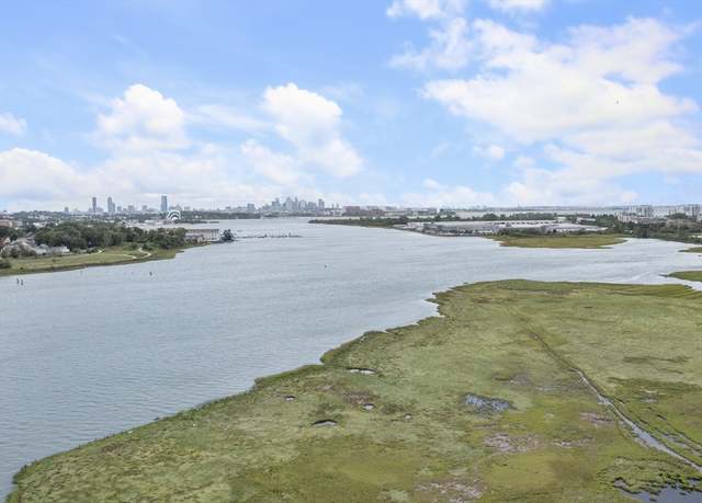Property at 133 Commander Shea Blvd #506, Quincy, MA 02171, 1 bed, 1 bath