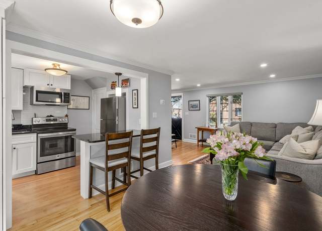 Property at 106 Pierce Rd #106, Watertown, MA 02472, 2 beds, 1 bath