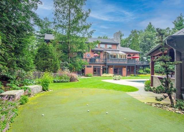 Property at 6 Mountain View Dr, Framingham, MA 01701, 6 beds, 4.5 baths