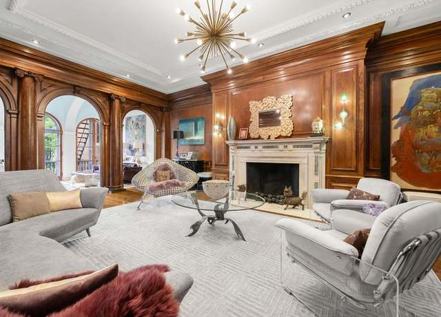 Property at 258-260 Beacon St #4, Boston, MA 02116, 2 beds, 2.5 baths