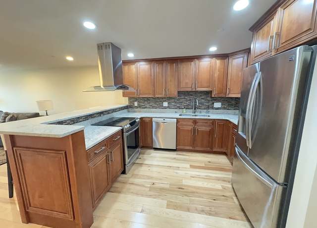 Property at 1001 Marina Dr #213, Quincy, MA 02171, 1 bed, 1 bath
