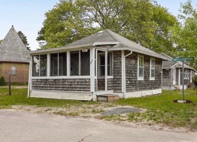 Property at 7 Crescent Pl, Wareham, MA 02558, 3 beds, 2.5 baths