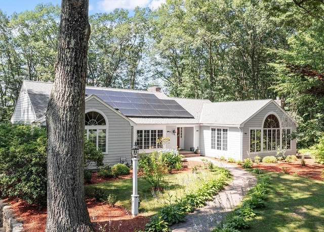 Property at 15 Overlook Dr, Chelmsford, MA 01824, 3 beds, 3 baths