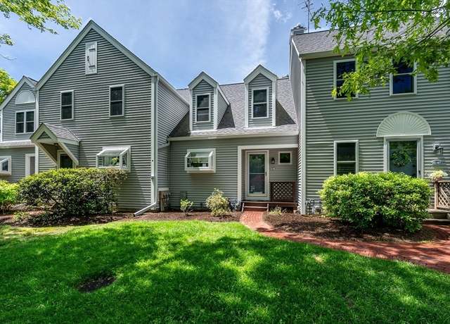 Property at 46 Southpoint Dr #46, Sandwich, MA 02563, 2 beds, 2.5 baths