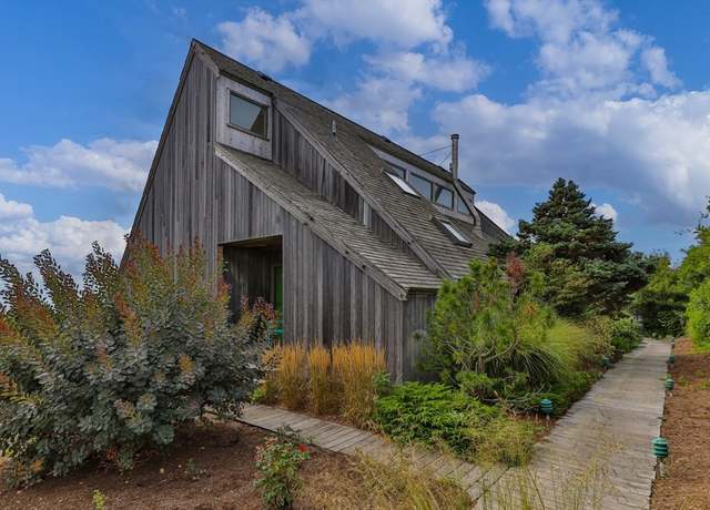 Property at 47 Fishermans Rd, Truro, MA 02666, 4 beds, 2.5 baths