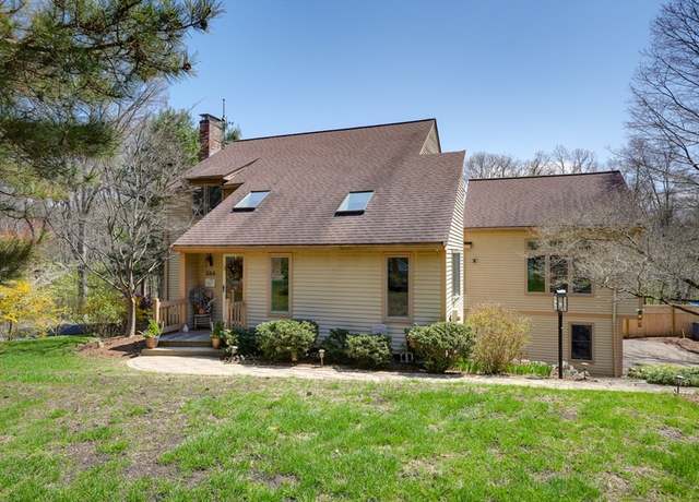 Property at 166 Willowgate Rise, Holliston, MA 01746, 3 beds, 3.5 baths