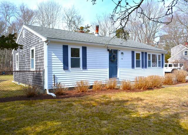 Property at 138 Homestead Ln, Falmouth, MA 02536, 2 beds, 1.5 baths