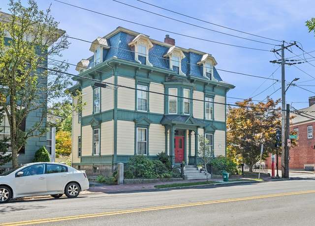 Property at 389 Essex St #3, Salem, MA 01970, 2 beds, 1 bath