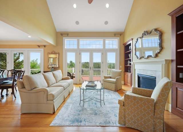 Property at 55 Maplecroft Ln, Ipswich, MA 01938, 3 beds, 4.5 baths