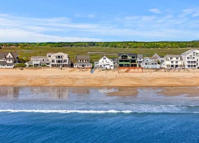 Property at 168 North End Blvd, Salisbury, MA 01952, 10 beds, 3 baths