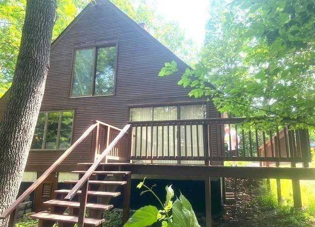 Property at 871 Pleasant St, Leominster, MA 01453, 2 beds, 2 baths