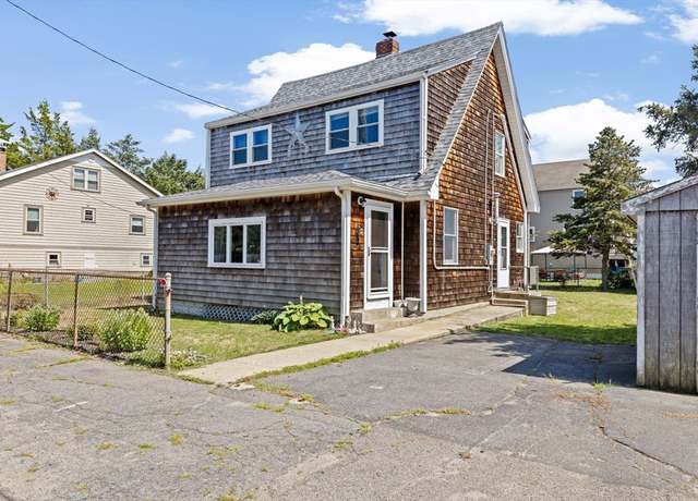 Property at 48 Guild St, Hull, MA 02045, 3 beds, 1.5 baths