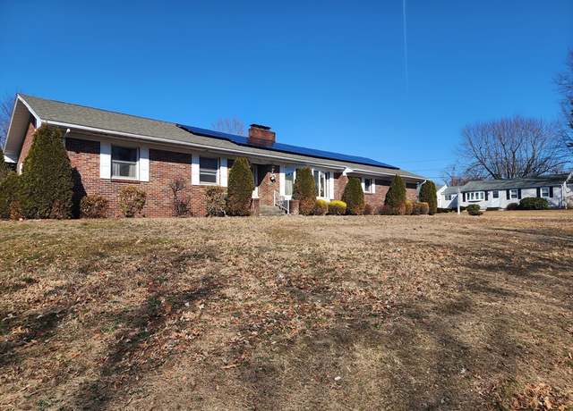 Property at 590 Plumtree Rd, Springfield, MA 01118, 4 beds, 2.5 baths