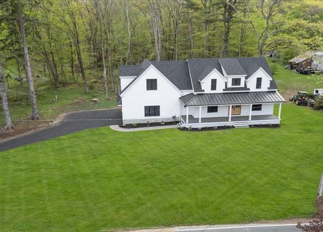 Property at 14 Corliss Hill Rd, Haverhill, MA 01830, 4 beds, 2.5 baths