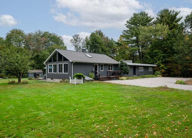 Property at 82 Central Tpke, Sutton, MA 01590, 4 beds, 2.5 baths