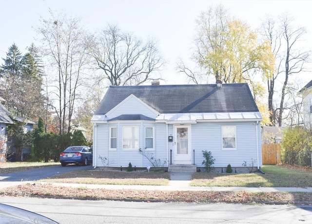 Property at 33 Farnsworth St, Springfield, MA 01107, 3 beds, 1 bath