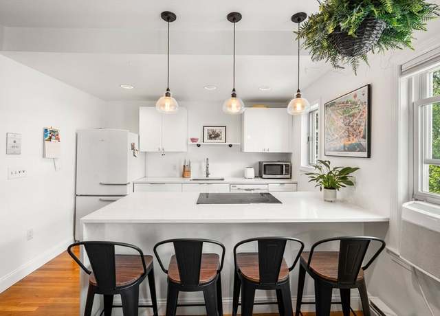Property at 122 W 9th St #2, Boston, MA 02127, 1 bed, 1 bath