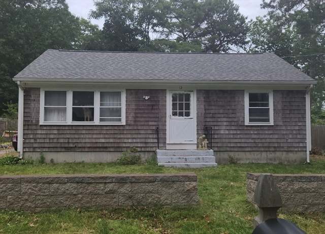 Property at 12 Linwood Ave, Wareham, MA 02571, 2 beds, 1 bath