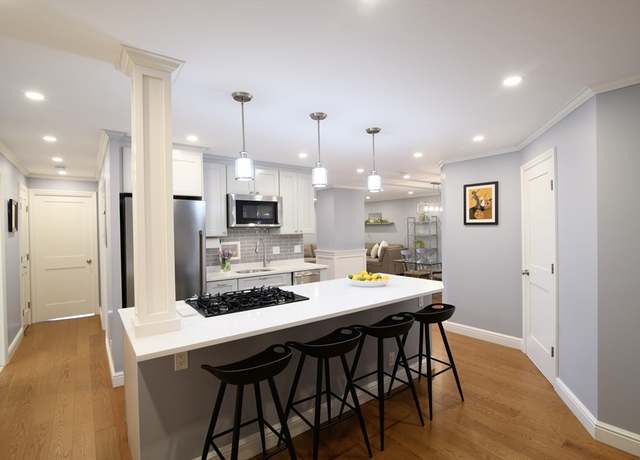 Property at 65 East India Row Unit 9C, Boston, MA 02110, 2 beds, 2 baths