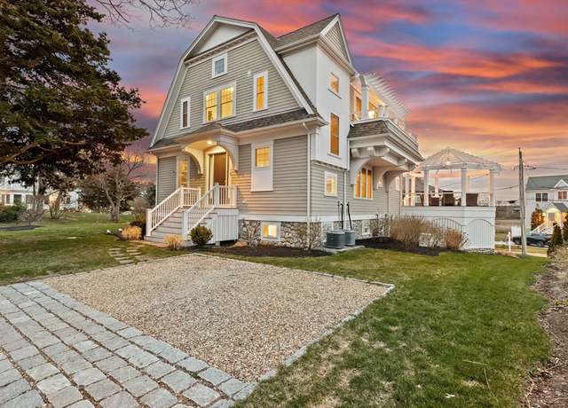 Property at 15 Buttonwood Ln, Scituate, MA 02066, 3 beds, 4 baths