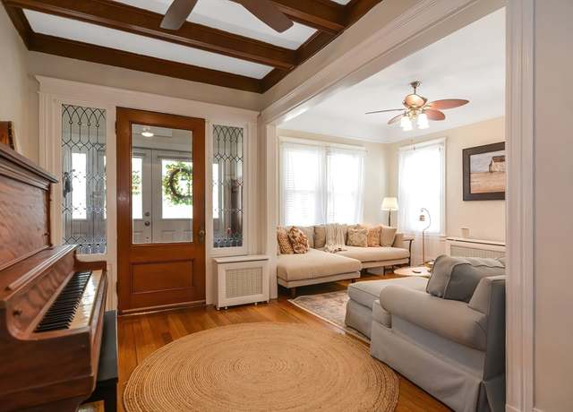 Property at 2 Peirce Rd, Lynn, MA 01902, 5 beds, 4.5 baths