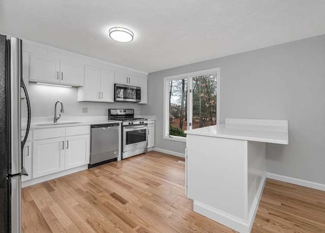 Property at 281 Boylston St Unit J, Lowell, MA 01852, 2 beds, 1.5 baths