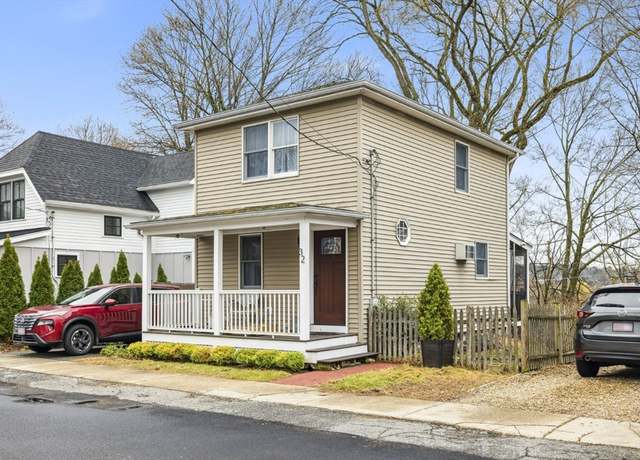 Property at 32 Clark St, Winchester, MA 01890, 2 beds, 1.5 baths