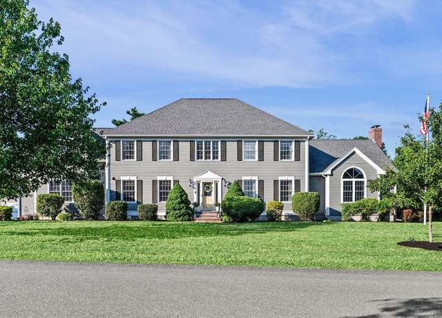 Property at 17 Lakeview Dr, Danvers, MA 01923, 4 beds, 2.5 baths