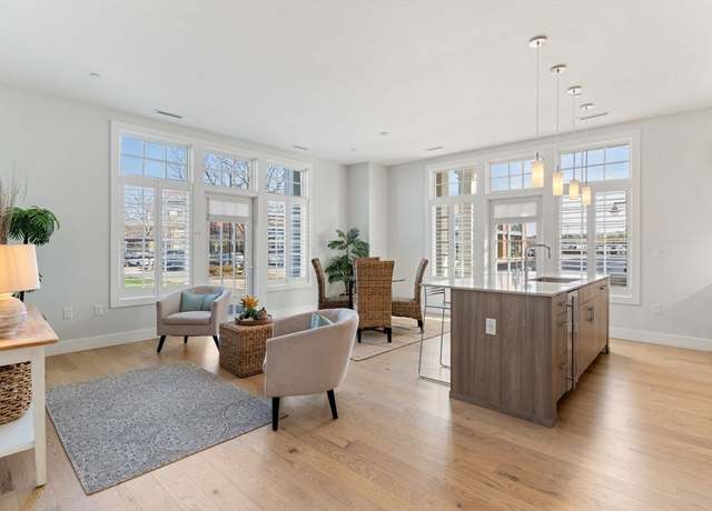 Property at 10 Shipyard Dr #104, Hingham, MA 02043, 2 beds, 2 baths